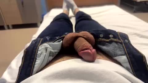 Snapshot of a_c6t chatting on February 2, 2026, 8:40 pm a_c6t online show from February 2, 2026, 8:40 pm