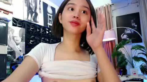 Lovely Yana  online show from December 22, 2025, 7:38 am