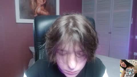 Kris Michael online show from December 19, 2025, 2:02 pm