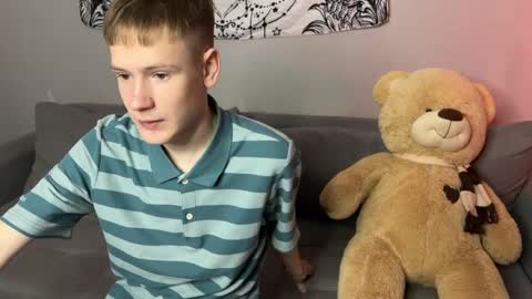 Kris Michael online show from April 6, 2026, 7:15 pm