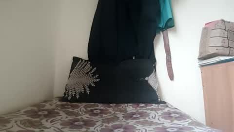 Aachujos online show from December 5, 2025, 4:21 am