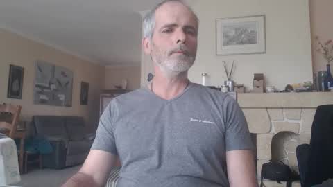 Aalex1717 online show from May 14, 2026, 10:44 am