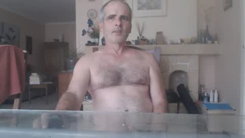 Snapshot of aalex1717 chatting on July 18, 2026, 7:01 am Aalex1717 online show from July 18, 2026, 7:01 am
