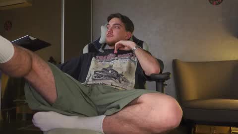 Snapshot of aalexxxxxx chatting on November 4, 2025, 8:08 pm Alex online show from November 4, 2025, 8:08 pm