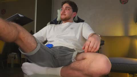 Snapshot of aalexxxxxx chatting on November 22, 2025, 9:08 am Alex online show from November 22, 2025, 9:08 am