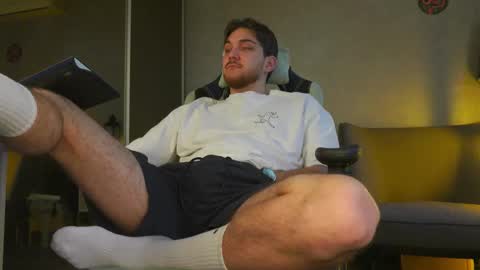 Snapshot of aalexxxxxx chatting on November 28, 2025, 8:17 am Alex online show from November 28, 2025, 8:17 am