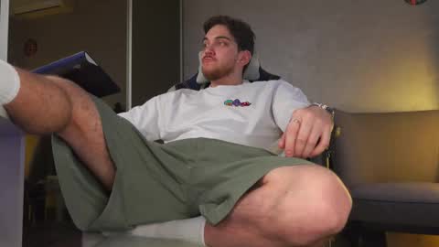 Snapshot of aalexxxxxx chatting on November 30, 2025, 8:29 am Alex online show from November 30, 2025, 8:29 am