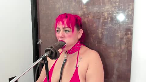 Snapshot of aaliyah_padron chatting on January 7, 2025, 7:59 pm sashamature online show from January 7, 2025, 7:59 pm