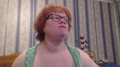 Snapshot of aamarillis chatting on January 14, 2026, 10:25 pm NINA online show from January 14, 2026, 10:25 pm