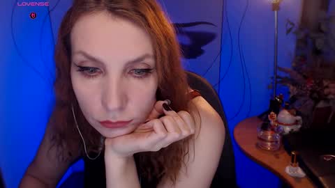 Snapshot of aamazingjoi chatting on November 26, 2025, 5:52 am Katie online show from November 26, 2025, 5:52 am