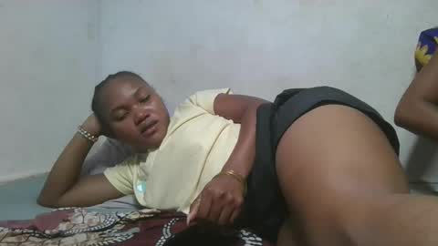 aangevelo online show from December 15, 2025, 11:14 am