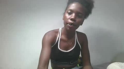 aangevelo online show from December 16, 2025, 1:27 pm