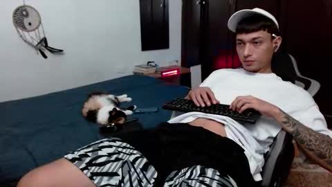 Snapshot of aarman_bannana chatting on December 20, 2025, 12:18 am aarman online show from December 20, 2025, 12:18 am