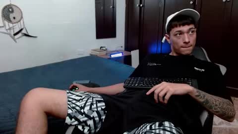 Snapshot of aarman_bannana chatting on December 20, 2025, 4:14 pm aarman online show from December 20, 2025, 4:14 pm