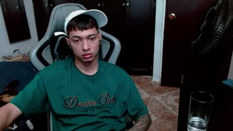 Snapshot of aarman_bannana chatting on February 17, 2026, 3:40 pm aarman online show from February 17, 2026, 3:40 pm