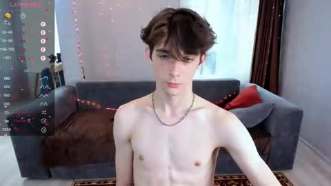 Snapshot of aaron_bang chatting on June 17, 2026, 1:45 pm Aaron Bang online show from June 17, 2026, 1:45 pm