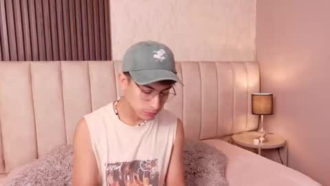 Aaron Ezequiel online show from January 8, 2026, 8:44 pm