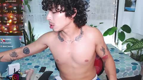 Snapshot of aaron_manuel chatting on December 20, 2024, 11:47 pm Manul online show from December 20, 2024, 11:47 pm