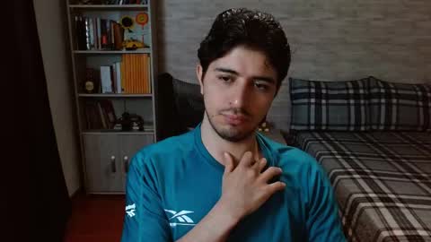 Snapshot of aaron_paul_ chatting on February 19, 2026, 8:38 pm Aaron online show from February 19, 2026, 8:38 pm