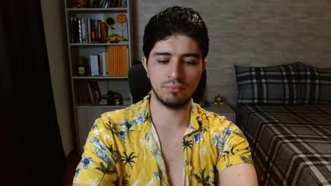 Aaron online show from May 25, 2026, 6:14 pm