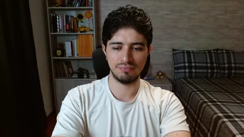 Aaron online show from May 27, 2026, 5:43 pm