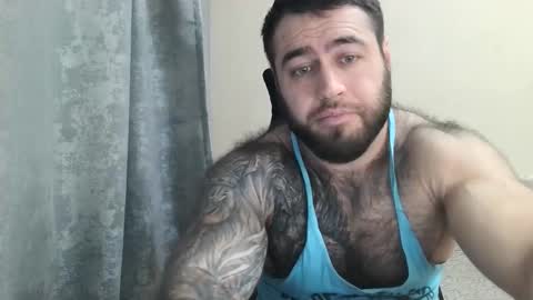 Snapshot of aaron_royal chatting on November 6, 2025, 5:25 pm Davin tayl online show from November 6, 2025, 5:25 pm