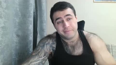 Snapshot of aaron_royal chatting on November 19, 2025, 5:57 pm Davin tayl online show from November 19, 2025, 5:57 pm