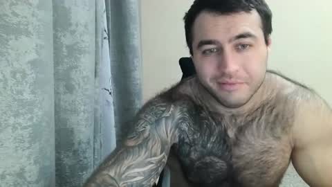 Snapshot of aaron_royal chatting on November 28, 2025, 3:58 pm Davin tayl online show from November 28, 2025, 3:58 pm