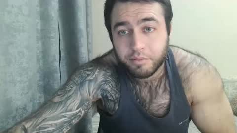 Snapshot of aaron_royal chatting on February 10, 2026, 5:17 pm Davin tayl online show from February 10, 2026, 5:17 pm