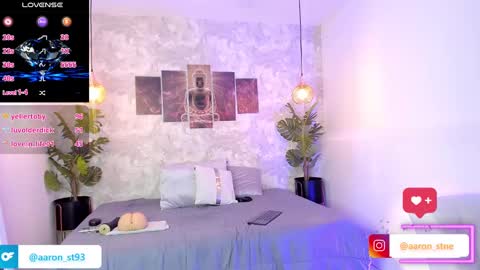 Snapshot of aaron_st chatting on February 27, 2025, 6:53 pm Aaron online show from February 27, 2025, 6:53 pm