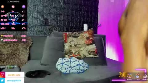 Snapshot of aaron_st chatting on March 7, 2025, 4:24 am Aaron online show from March 7, 2025, 4:24 am