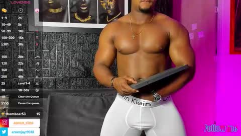 Snapshot of aaron_st chatting on September 19, 2025, 10:38 am Aaron online show from September 19, 2025, 10:38 am