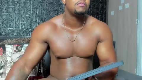 Snapshot of aaron_st chatting on September 24, 2025, 10:40 am Aaron online show from September 24, 2025, 10:40 am