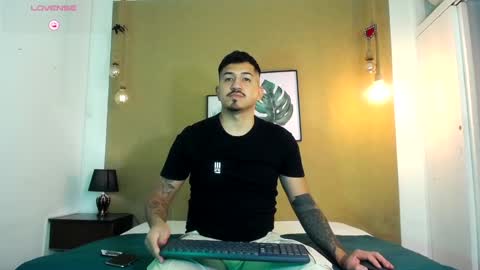 Your aron  online show from March 5, 2025, 3:51 am