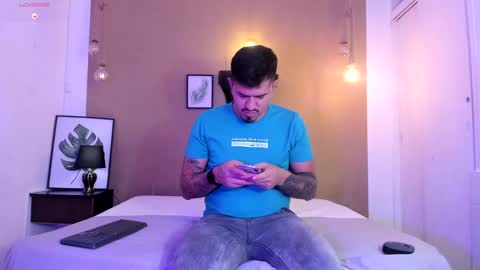 Your aron  online show from March 9, 2025, 3:54 am