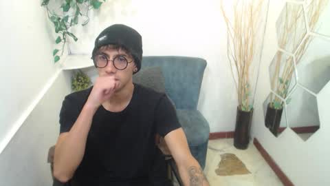 Aaron online show from February 9, 2026, 11:58 am