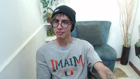 Aaron online show from February 23, 2026, 11:29 am