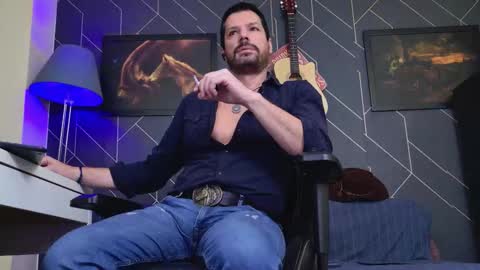 Snapshot of aaronbomer chatting on November 30, 2025, 4:16 am Aaron online show from November 30, 2025, 4:16 am