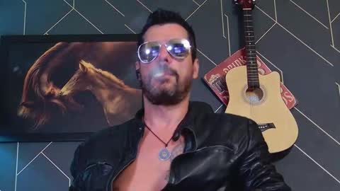 Aaron online show from March 3, 2026, 5:02 am