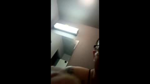 aaronborunda1990 online show from March 6, 2026, 5:04 am