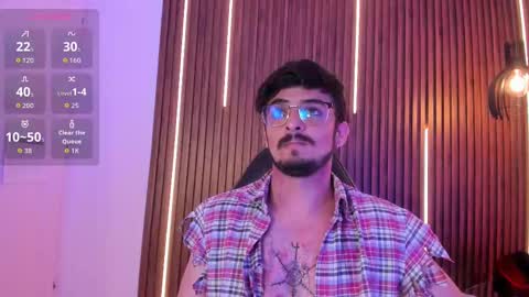 aaronfuentes7 online show from October 6, 2025, 8:50 pm
