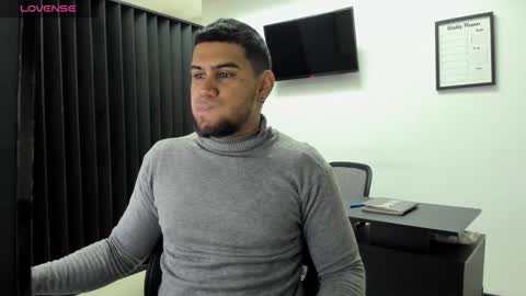 ig aaron hunter123 online show from March 2, 2026, 1:29 pm