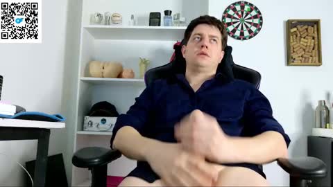 Snapshot of aaronlegend chatting on September 25, 2025, 9:40 pm Aaron online show from September 25, 2025, 9:40 pm