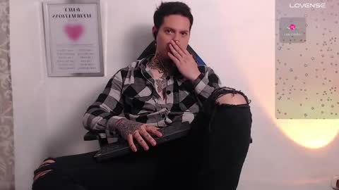 Snapshot of aaronsmith2_ chatting on February 4, 2025, 5:31 am aaronsmith2_ online show from February 4, 2025, 5:31 am