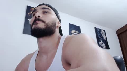 aaronteylor online show from December 4, 2024, 7:45 pm