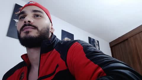 aaronteylor online show from December 7, 2024, 6:32 am