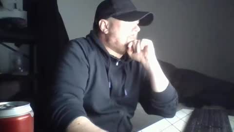 abanderas12 online show from April 15, 2026, 9:37 pm