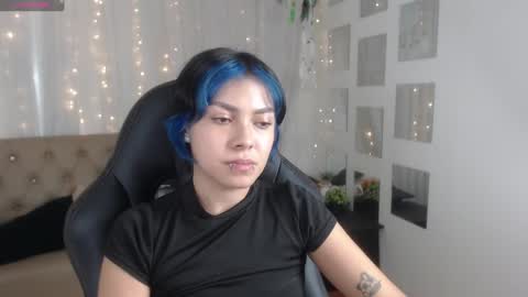 Snapshot of abbiross chatting on December 11, 2024, 10:38 pm Abbi online show from December 11, 2024, 10:38 pm