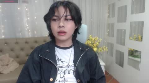 Snapshot of abbiross chatting on February 19, 2025, 8:20 pm Abbi online show from February 19, 2025, 8:20 pm