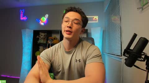 Snapshot of abbuddy920236 chatting on December 14, 2024, 5:18 am buddy online show from December 14, 2024, 5:18 am